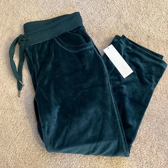 NWT Velvet Lularoe Crystal Pants - Picture 1 of 9